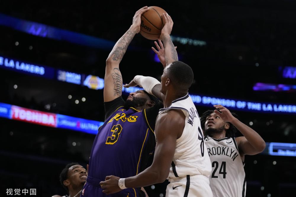 队友传球后 队友传球后