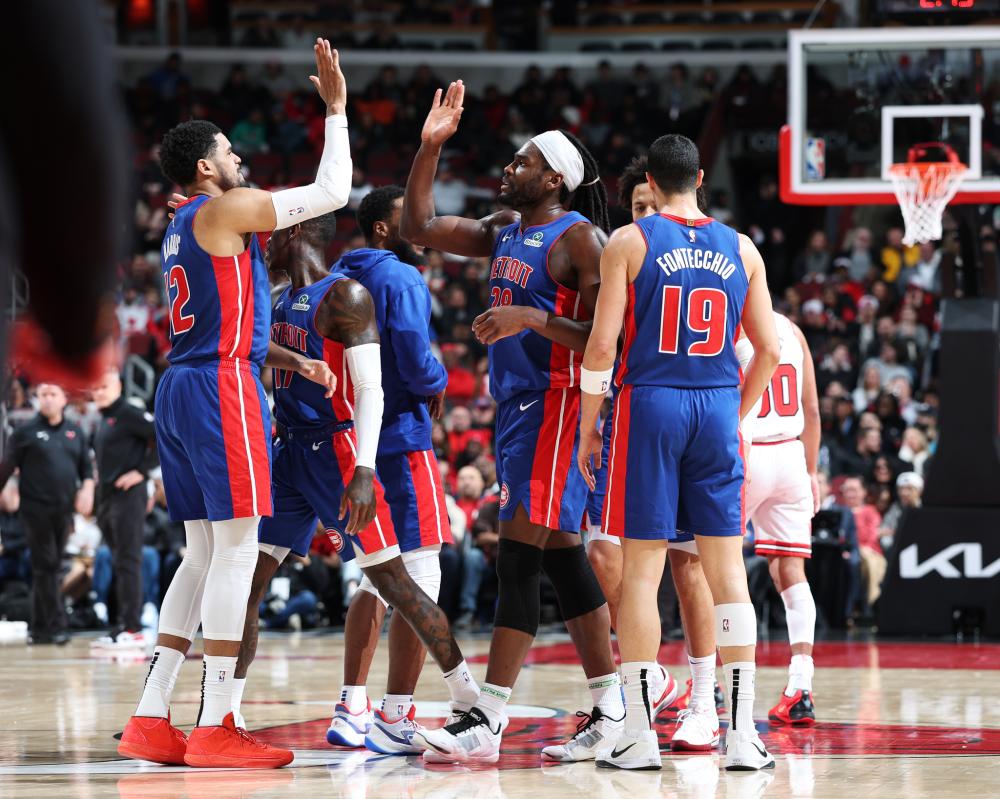 年来多次依 年来多次依