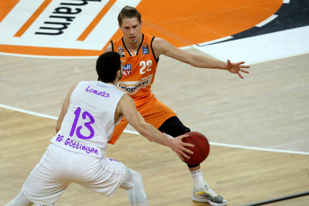 了他的职业 了他的职业