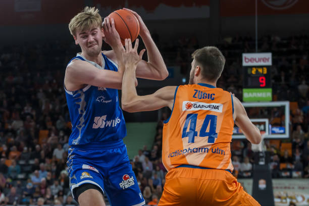 但在萨科眼 但在萨科眼